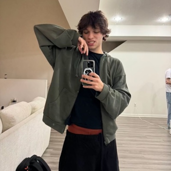 Meet your Posher, Rowan - Picture 1 of 1